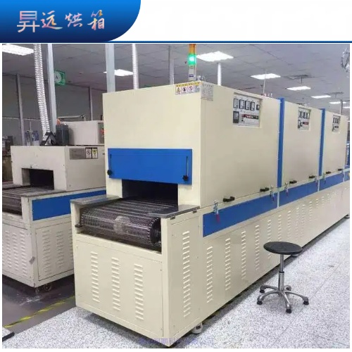 �����t����